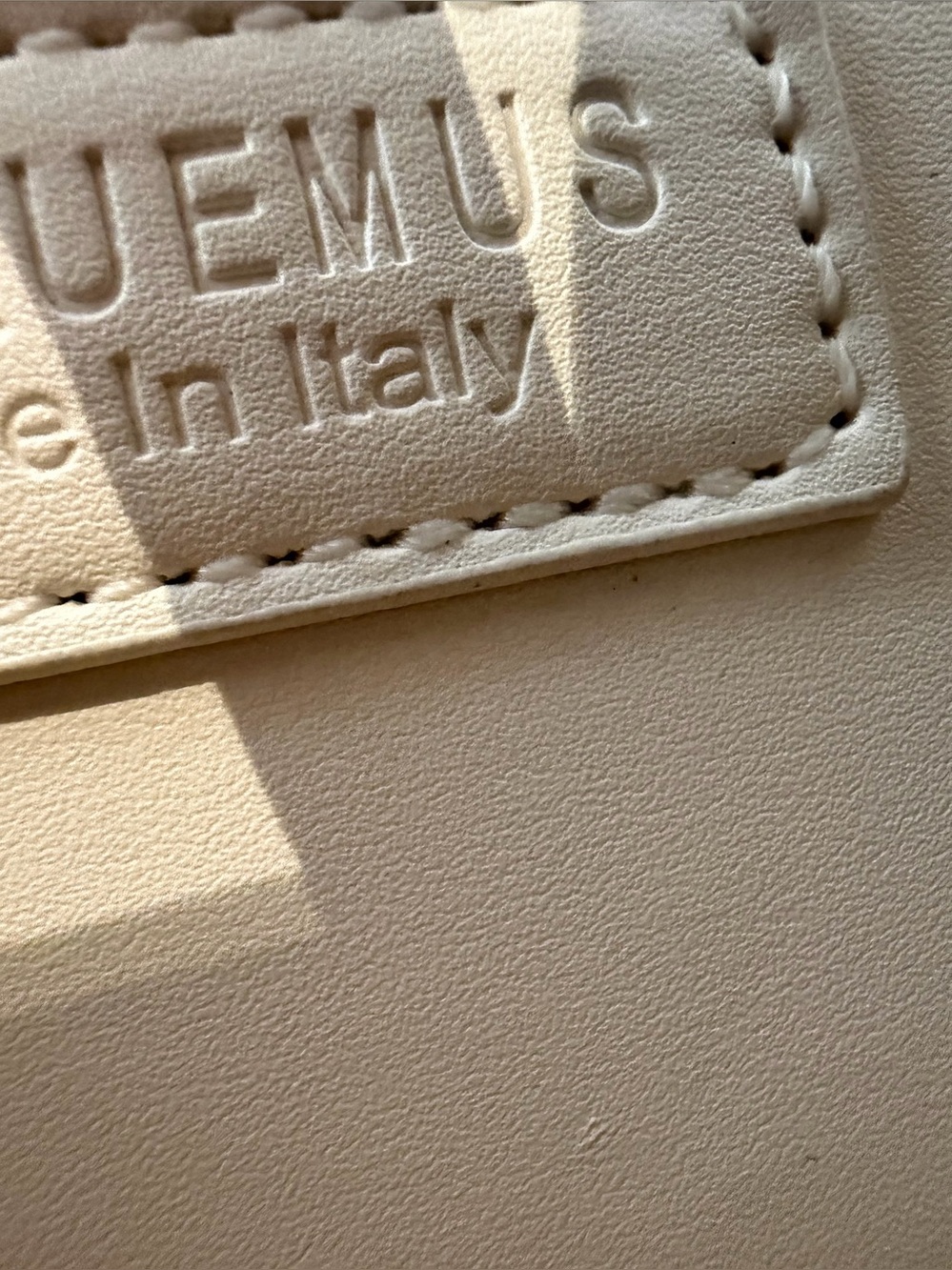Jacquemus Bambino Le Grand Large White Leather Crossbody top handle Bag - Picture 9 of 10